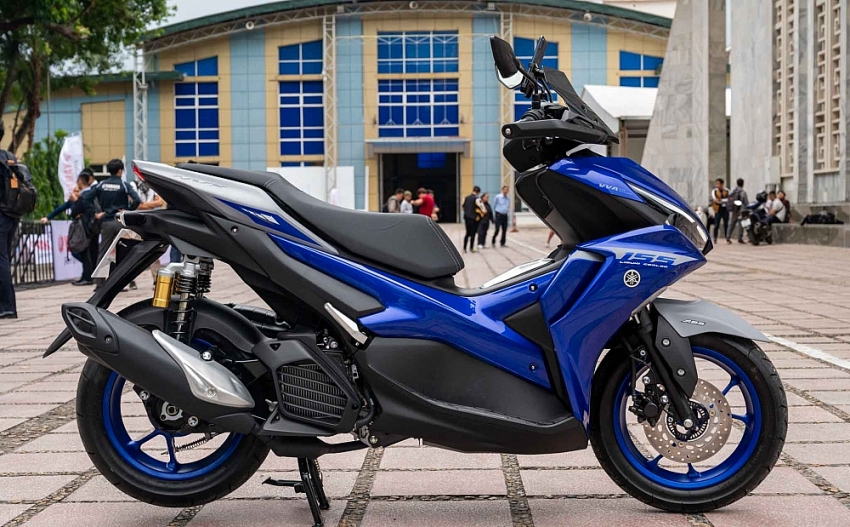 Yamaha NVX 155 ABS thêm màu Cam sành điệu giá từ 527 triệu đồng